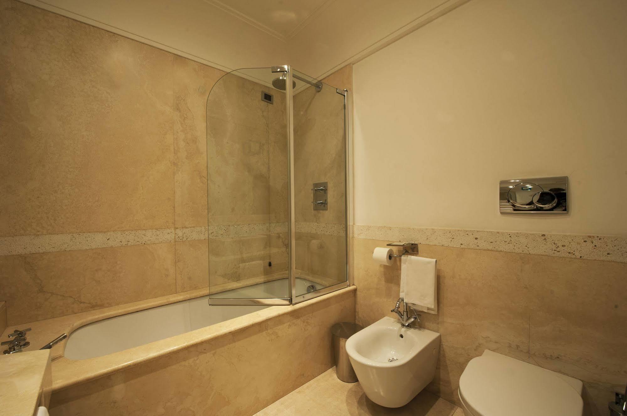 Bed and Breakfast Moses Fountain Рим Экстерьер фото