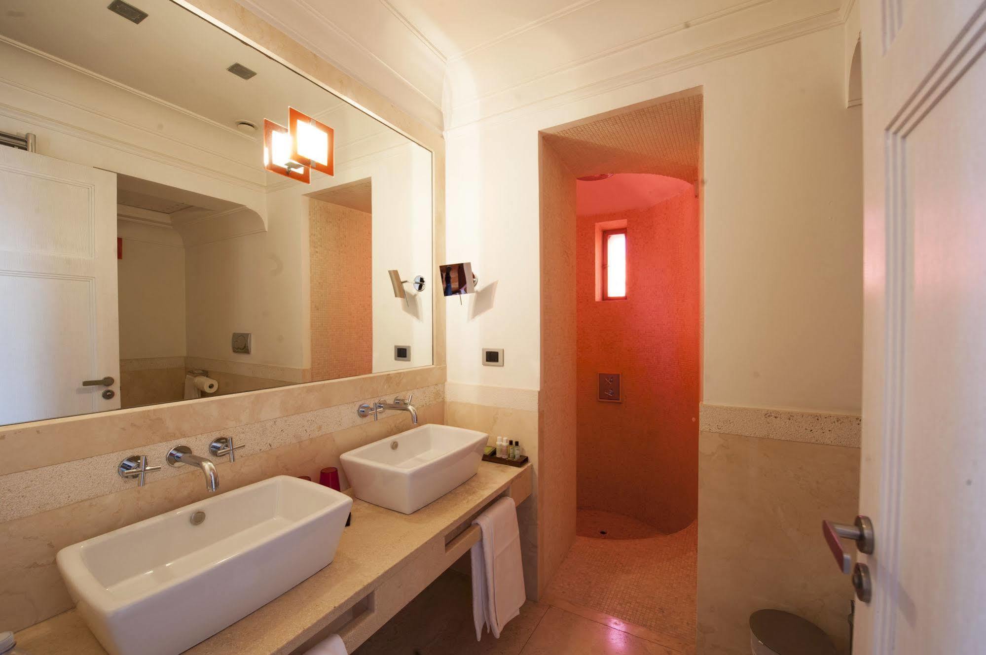 Bed and Breakfast Moses Fountain Рим Экстерьер фото